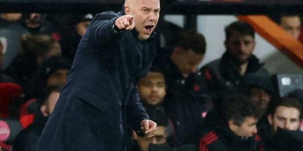 范戴克一锤定音，利物浦客场1-0险胜桑德兰：斯洛特盛赞零封表现