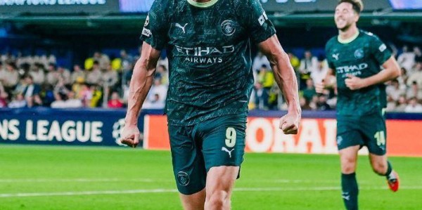 12连斩狂轰22球，哈兰德追平C罗神迹，曼城客场2-0完胜西甲第三